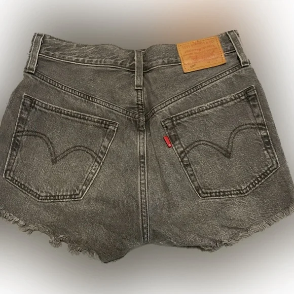 Levis 501 Denim Shorts - Picture 3 of 8